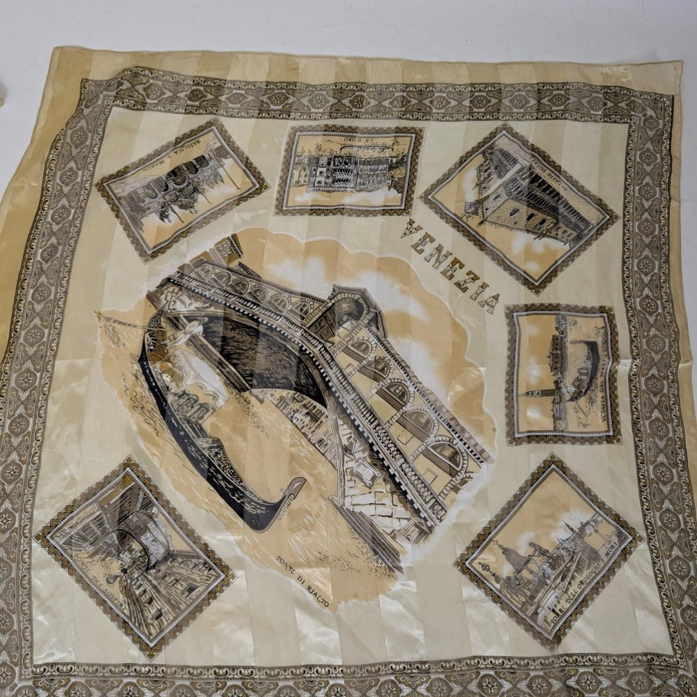 Venezia Large Square Scarf Satin Map Italy Shiny - Picture 2 of 15